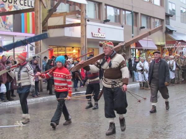 28564186760_5403472273_o