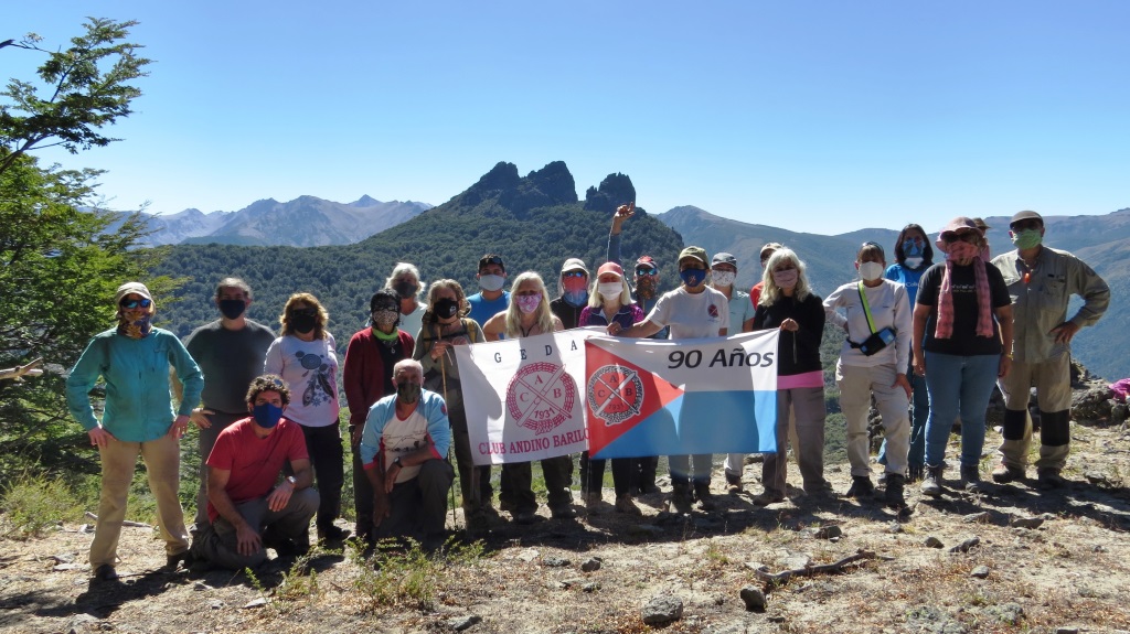 Grupo-Geda-en-el-Cerro-Los-Monjes